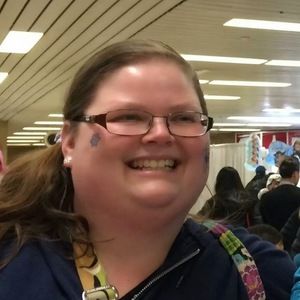 Meet your Posher, Larissa